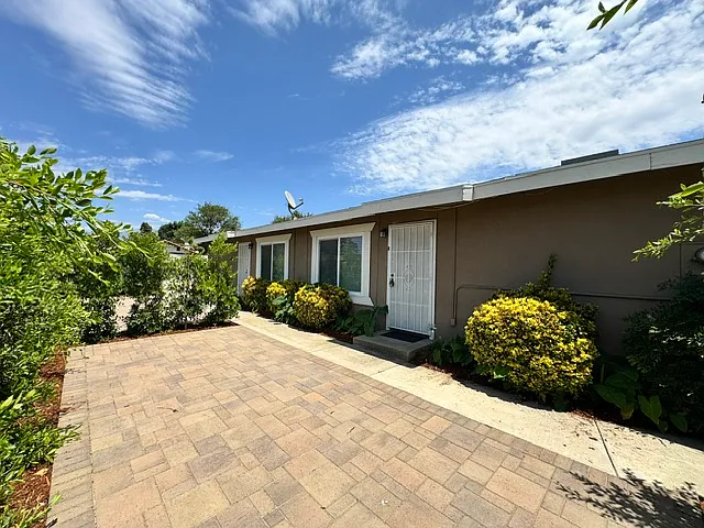 5191 Merle St #B — Photo 2