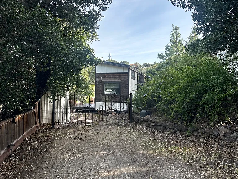 735 Glenmere Way #B — Photo 2