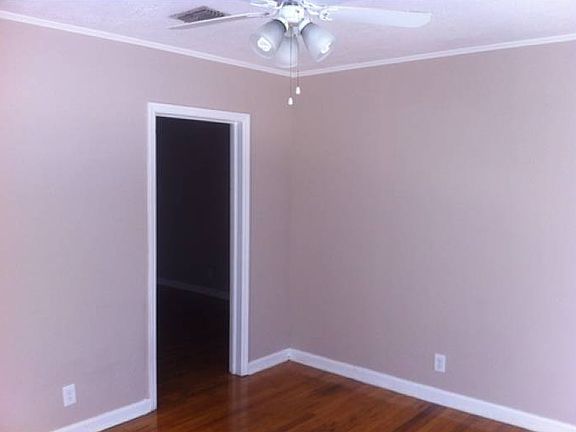 4th image of 828 Acosta St APT 2