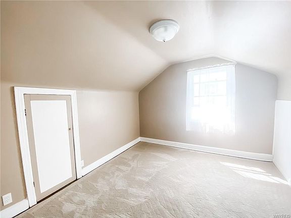 5th image of 56 Kirkwood Dr