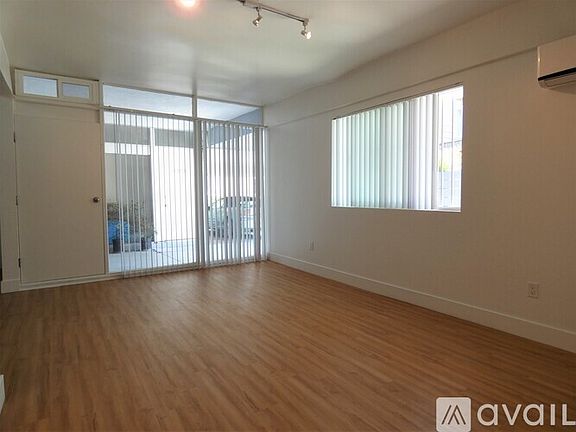 5th image of 1946 Holmby Ave #1946