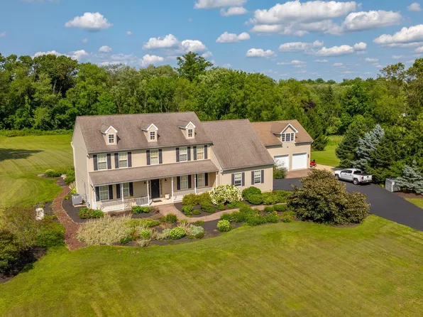 2741 Limeport Rd, Quakertown, PA 18951