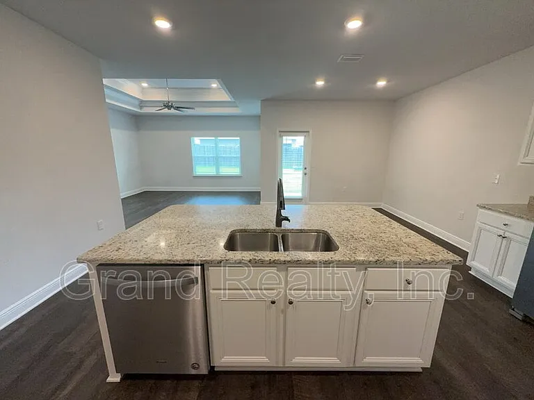 3757 Hawks Landing Cir — Photo 5