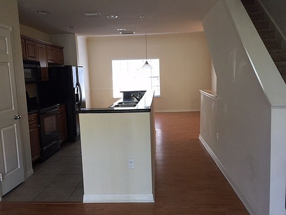5th image of 147 Grand Beach Pl