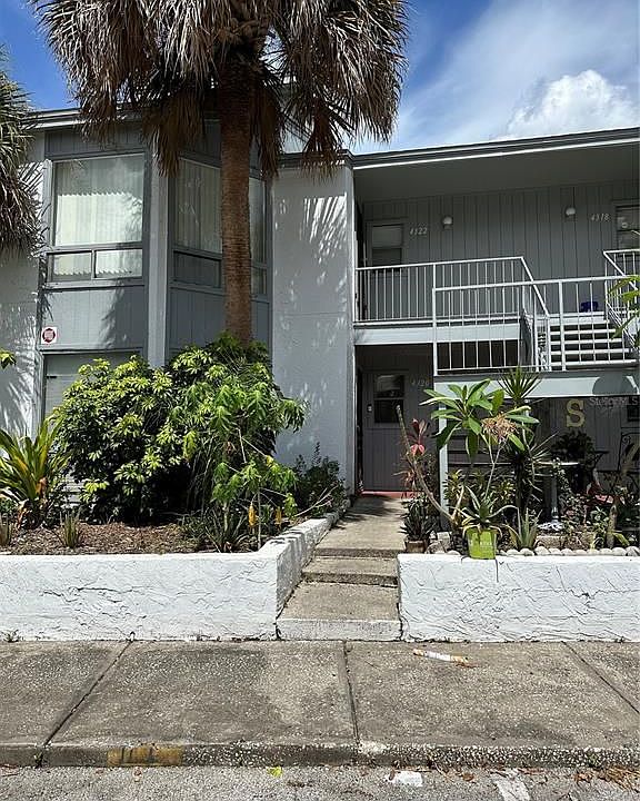 1st image of 4320 Aqua Vista Dr #F