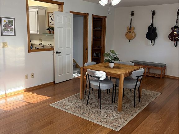 4th image of 3211 56th St