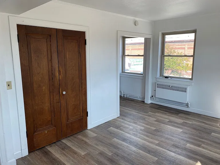 310 W Wisconsin Ave — Photo 3