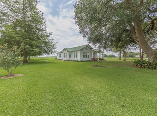 784 Seven Arpents Rd, Arnaudville, LA 70512