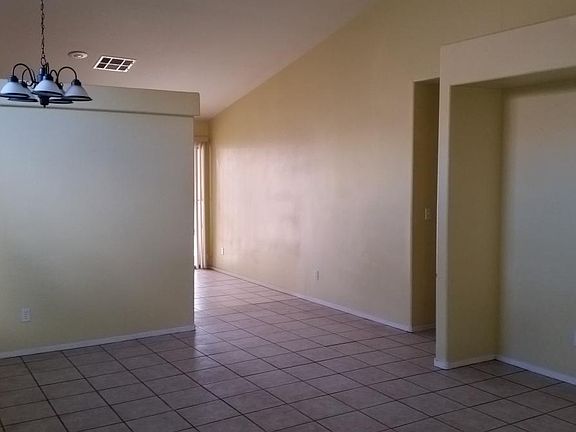 4th image of 4833 White Aspen Ave