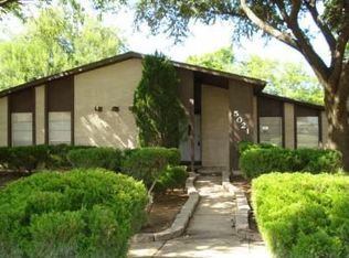 5021 Clover Valley Dr, The Colony, TX 75056