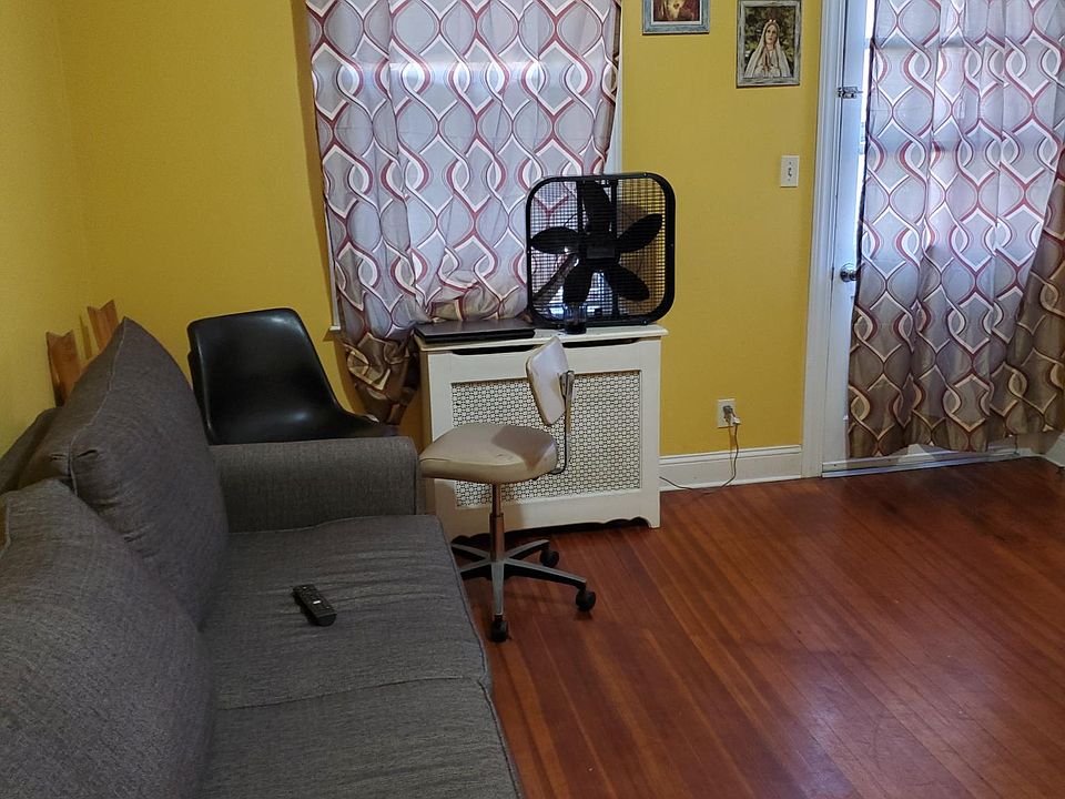 1st image of 45 Pearl Ave #3401