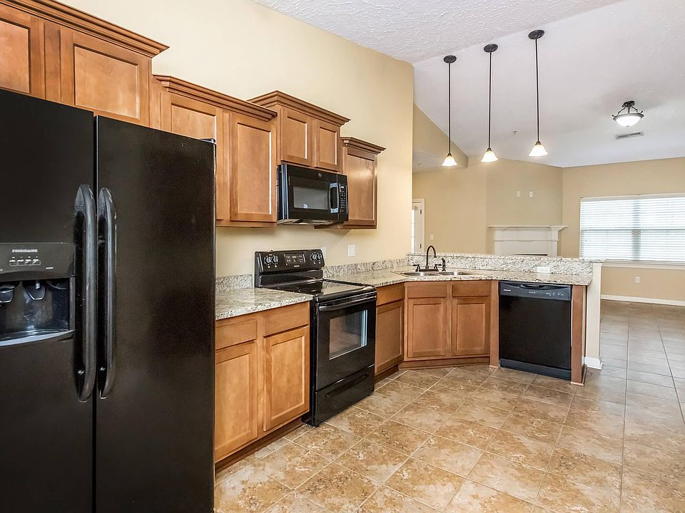 1st image of 20 Stonewater Creek Dr #89