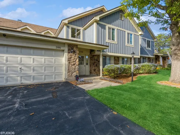 390 Springlake Ln APT B, Aurora, IL 60504