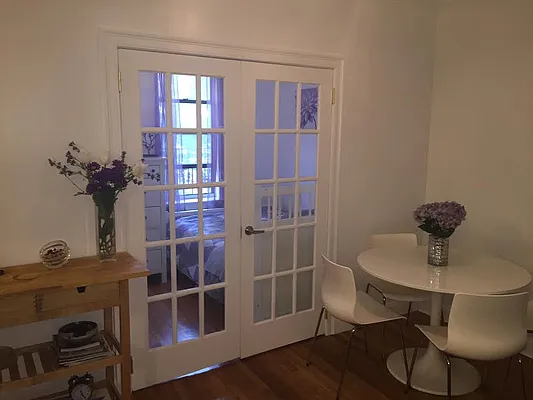 Rented by NYC Holdings Management | media 12