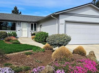 1937 Fieldcrest Ct S, Salem, OR