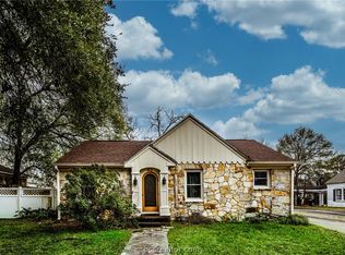 812 E McAlpine St, Navasota, TX 77868