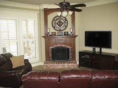 2nd image of 810 Dumaine Ct
