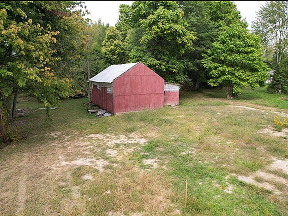 5th image of 1070 W County Road 500 S