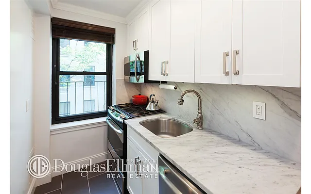 Sold by Douglas Elliman | media 4