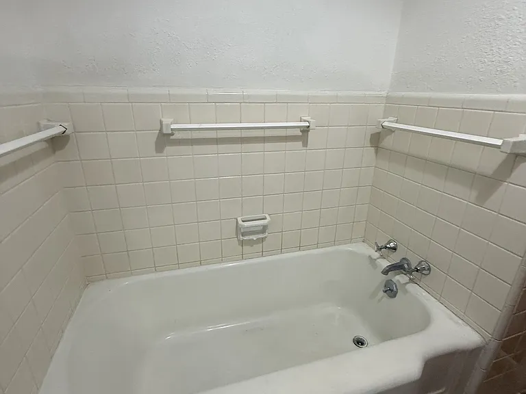 710 F St NW — Photo 17