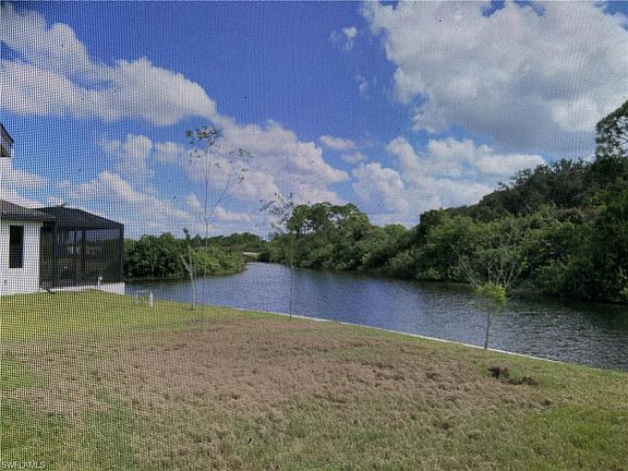 4th image of 2902 NW 18th Ter