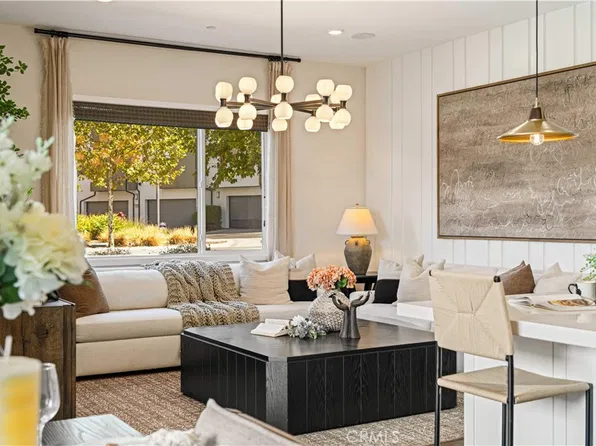 187 Sawbuck, Irvine, CA 92618