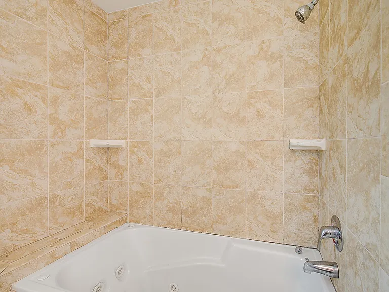 303 Saint Augustine Ave — Photo 28