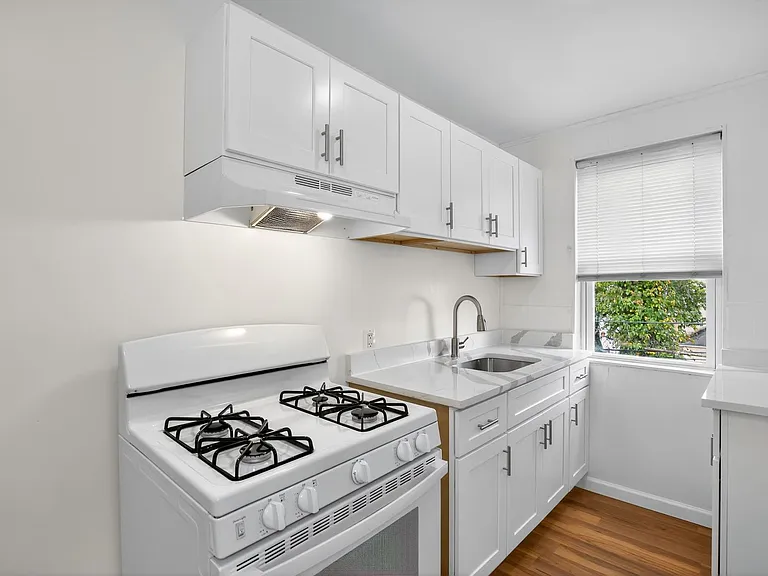 5446 Narcissus Ave — Photo 25