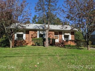 4732 Brooktree Dr, Charlotte, NC 28208