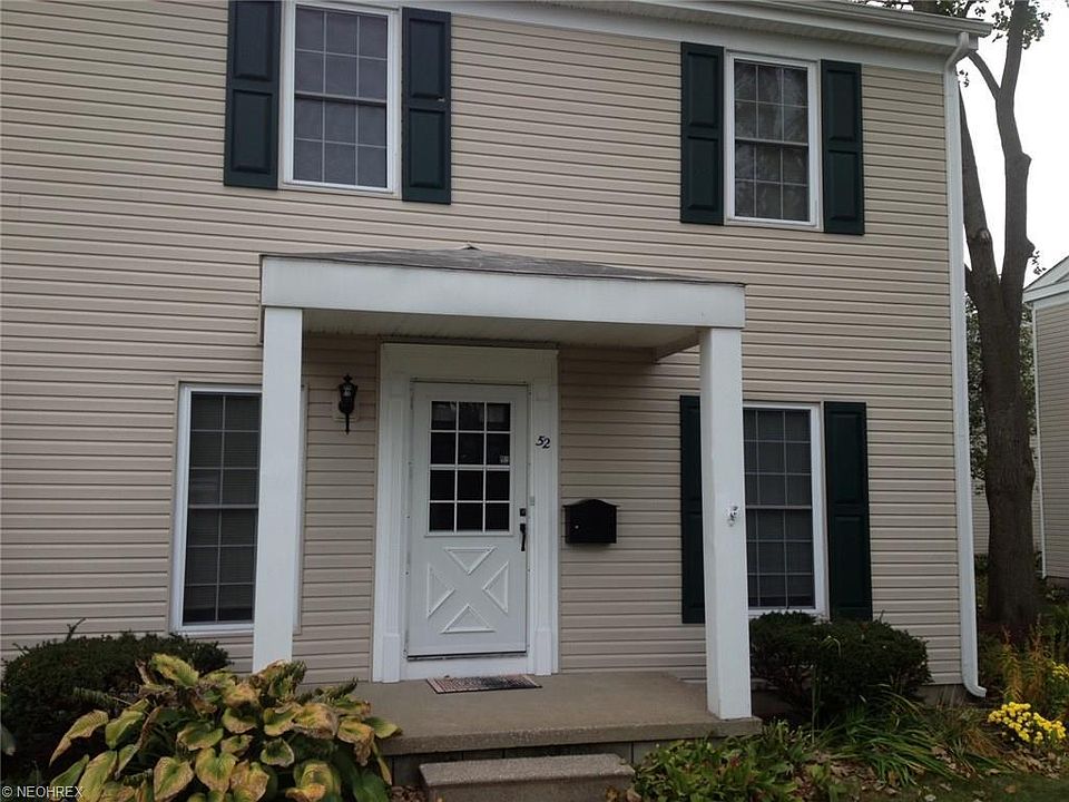 1st image of 52 Bunker Hill Ln