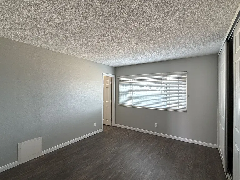 Tierra Palms Apartment Homes — Photo 119