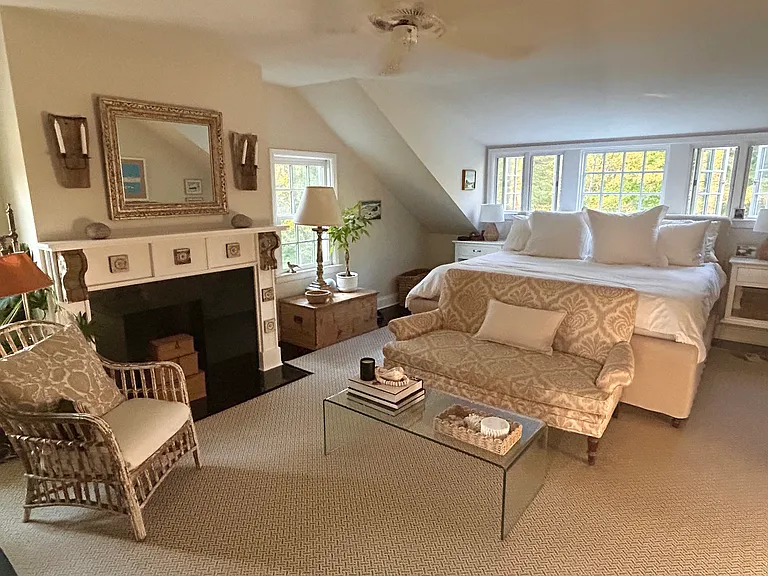 1 Stillwater Ln — Photo 13