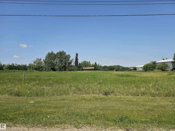 6003 49th St, Tofield, AB T0B 4J0