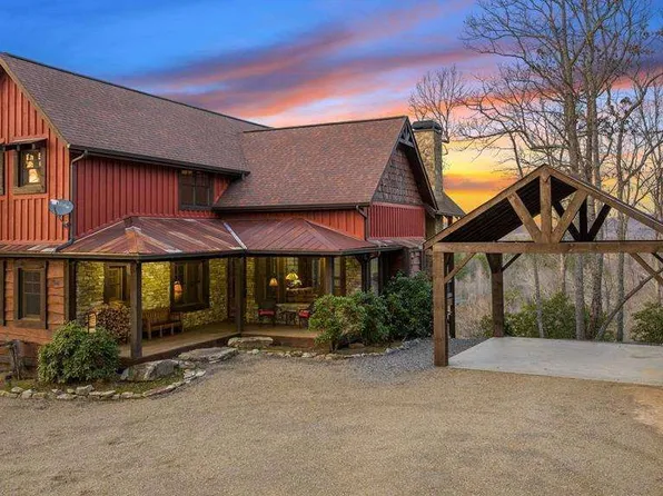 2085 Briar Cove Rd, Morganton, GA 30560