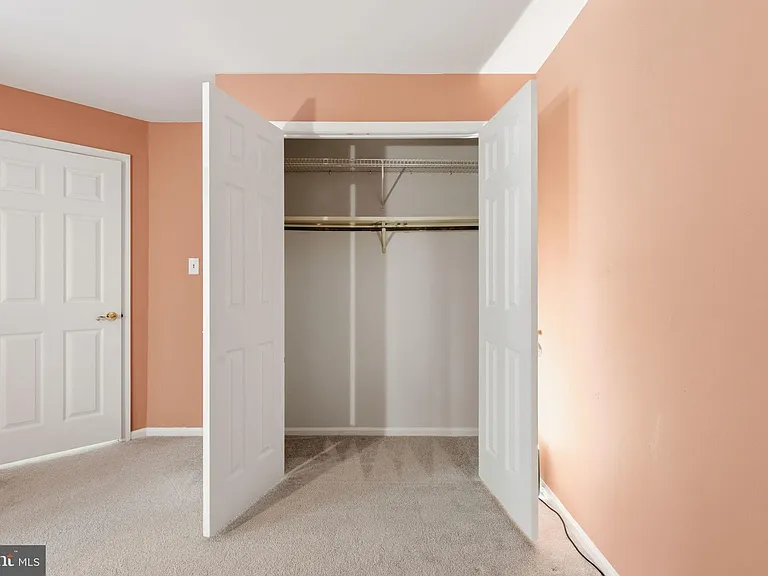 5705 Brewer House Cir #T2 — Photo 31