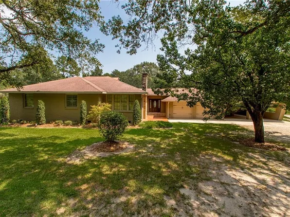 1601 Sunset Dr, Bogalusa, LA 70427