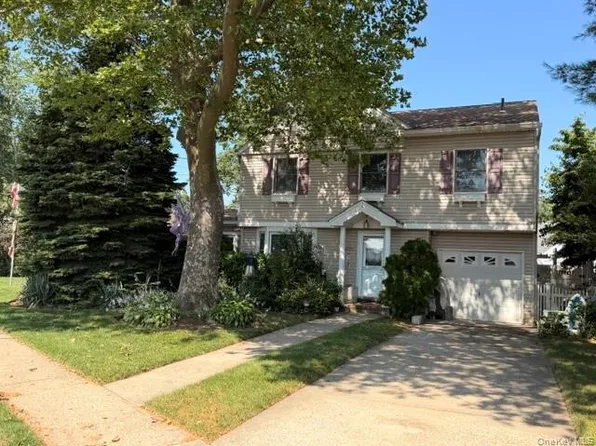 2785 Harvey Avenue, Oceanside, NY 11572