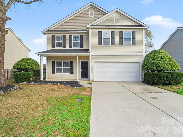 267 Flanders Dr, Mooresville, NC 28117