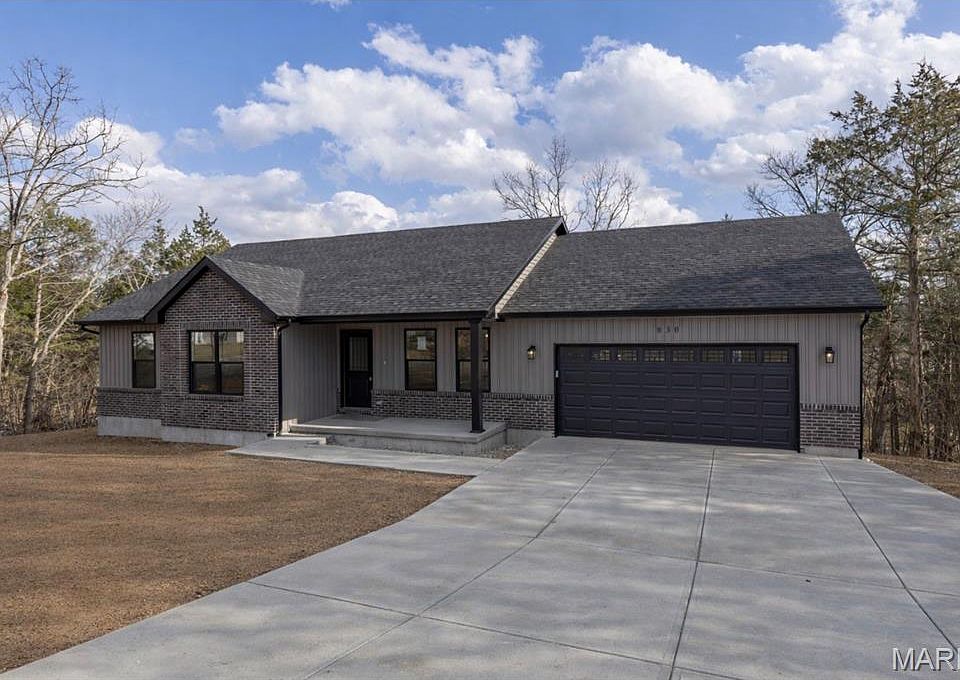 1st image of 830 Stone Gate Dr