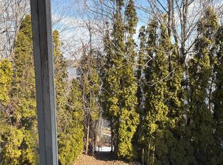 351 County Rd, Barrington, RI 02806