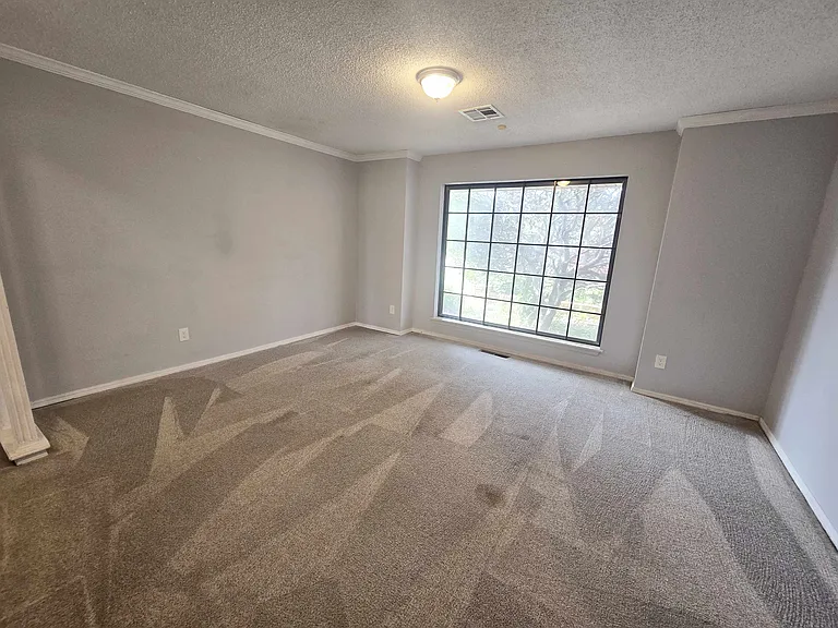 4009 Cherry Hill Ln — Photo 10