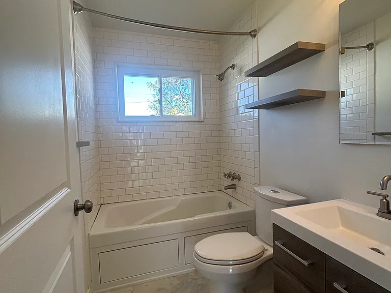 52 Elmsford Ave — Photo 12