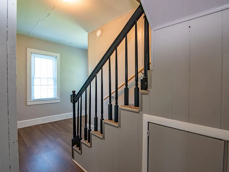1231 Crume Rd — Photo 27