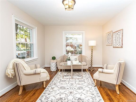 5th image of 3342 Chapel Dr