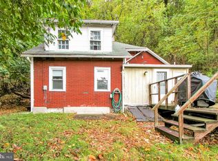 1542 Friedensburg Rd, Reading, PA 19606