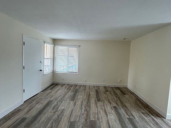 4th image of 4675 Louisiana St APT 7