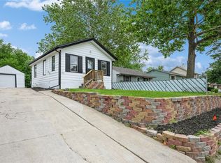 3517 61st St, Des Moines, IA 50322