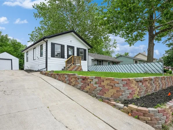 3517 61st St, Des Moines, IA 50322