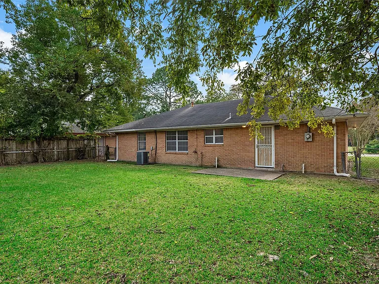 4310 Ebbtide Dr — Photo 17