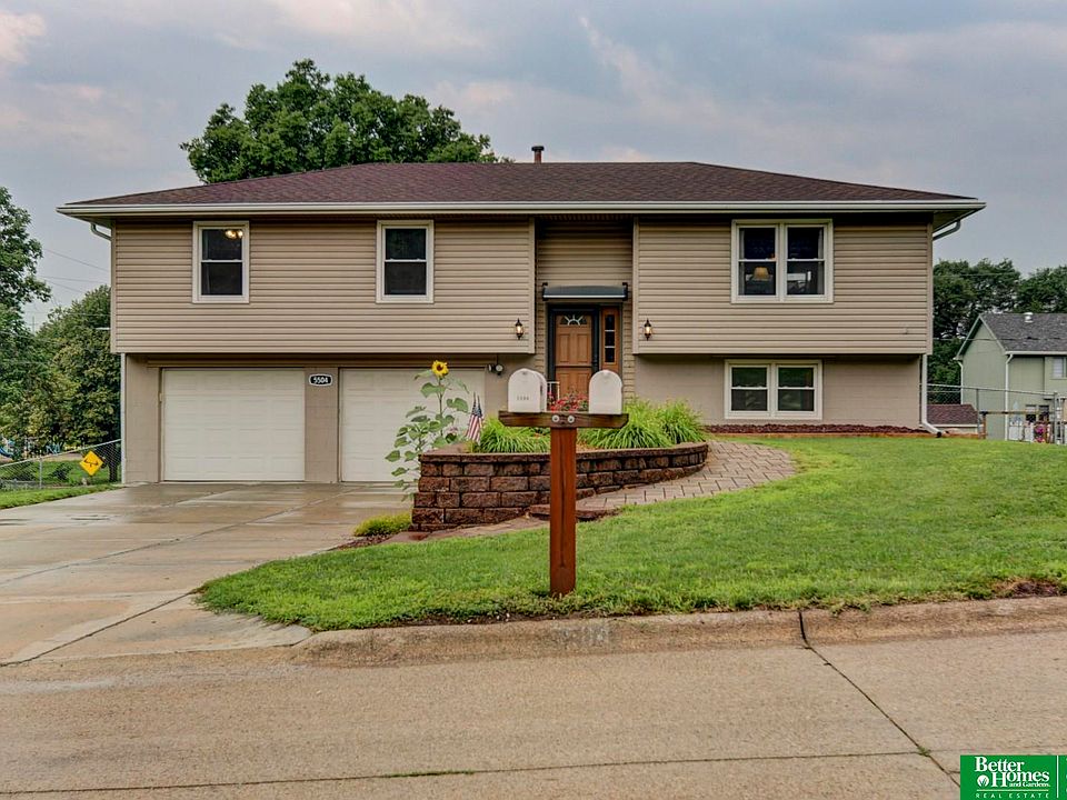 1st image of 5504 N 79th St #4